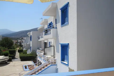 Amazones Villas Apartments in Δημοτική Ενότητα Μαλίων — foto 12