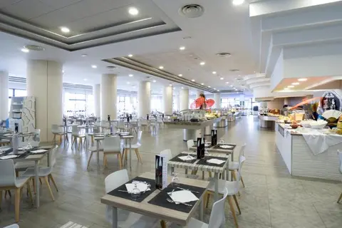Resort Hotel Puente Real in Torremolinos — foto 7