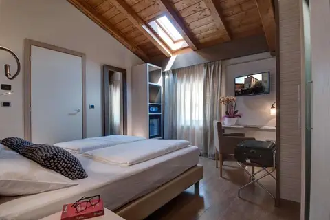 Hotel Galvani in Torri del Benaco — foto 3