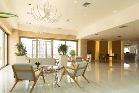 The Royal Blue Resort & Spa in Panormos — foto 15