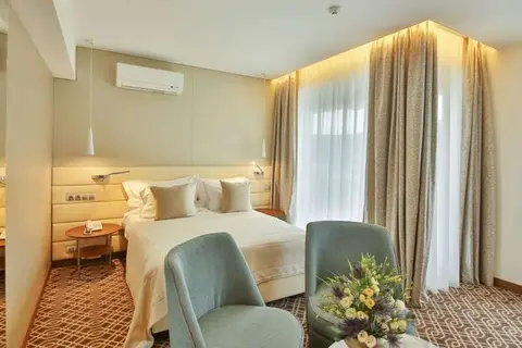 Maritim Hotel Paradise Blue Albena in Оброчище — foto 26