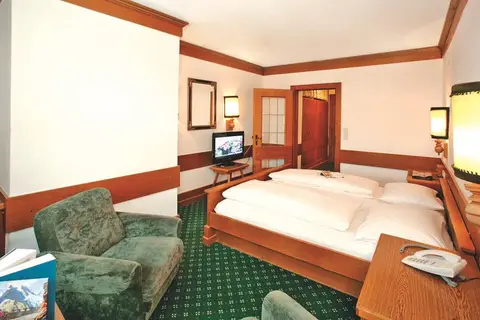 Hotel Lukashansl in Bruck Großglocknerstraße — foto 2