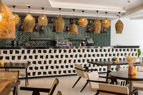 Hotel TQ Plaza in Budva — foto 7