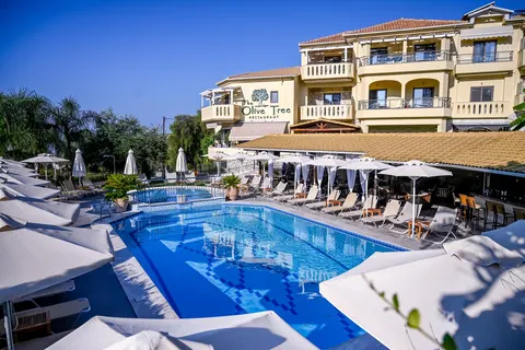 Adam's Hotel in Αγία Κυριακή — foto 12