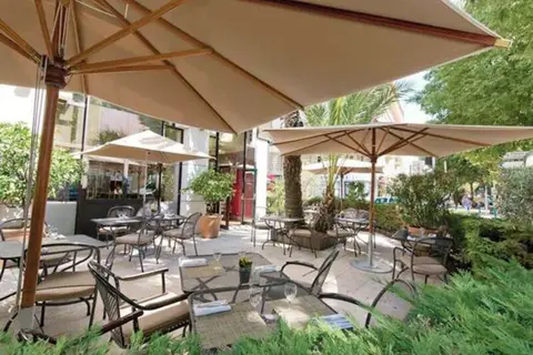 Holiday Inn Nice in Nice — foto 3