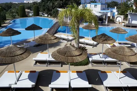 So Nice Beach Resort in Ayia Napa — foto 15