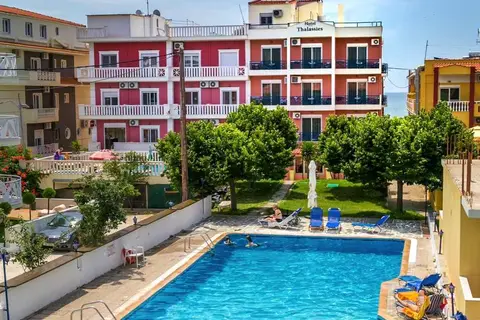 Thalassies Nouveau in Λιμενάρια