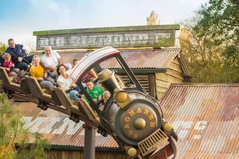 Attractie- en Vakantiepark Slagharen foto 1