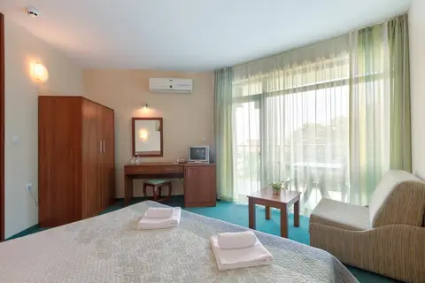 Hotel L&B in Несебър — foto 27
