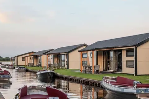 Vakantiepark Giethoorn foto 2