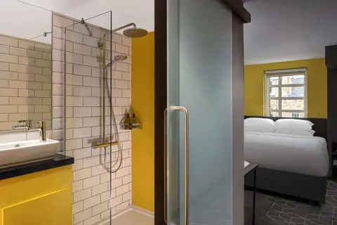 KM Hotel in Edinburgh — foto 2