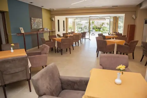 Heleni Beach Hotel in Ιαλυσός — foto 2