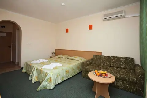 Sunny Day Club Hotel in Несебър — foto 3