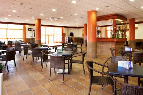 H-Top Royal Sun Suites in Santa Susanna — foto 10