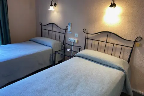 Peninsular in Barcelona — foto 19