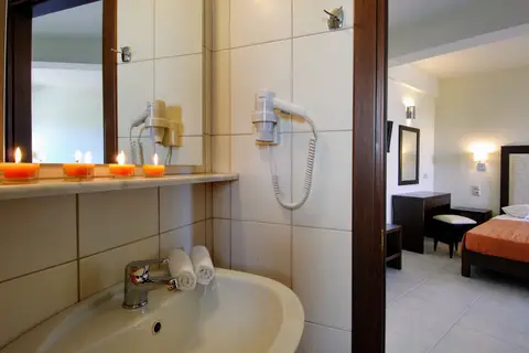 Rainbow Apartments in Δημοτική Ενότητα Μαλίων — foto 28