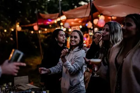 TinyParks Cast Away foto 11