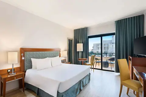 Radisson Blu Resort St. Julians in San Ġiljan — foto 3