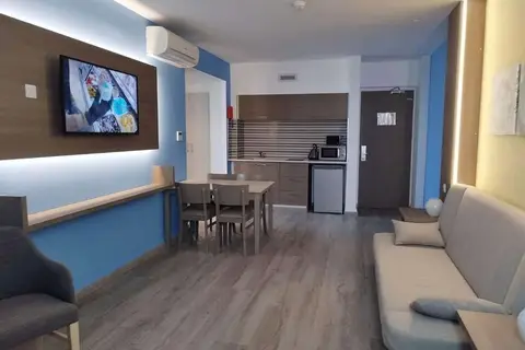 Melini Hotel Suites in Παραλίμνι — foto 6