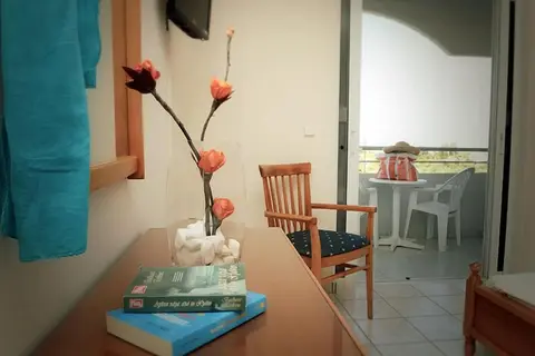 Marianna Hotel Apartements in Τιγκάκι — foto 15