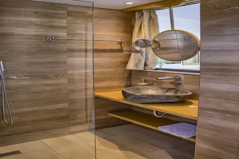 Alia Luxury Suites & Spa Beachfront Hotel in Χαράκι — foto 28