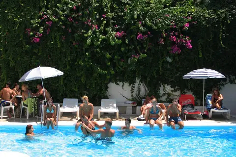 Enorme Epavli Boutique in Chersonissos — foto 8