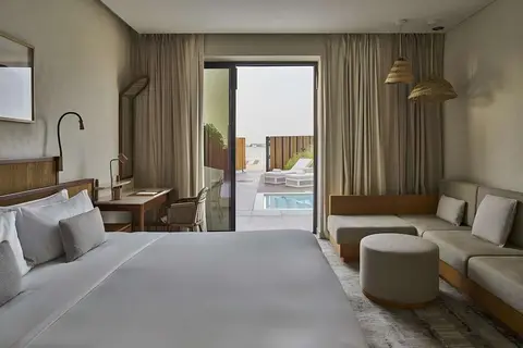 Erth Abu Dhabi in المُزُون — foto 24
