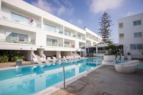 Liquid Hotel Apartments in Ayia Napa — foto 25