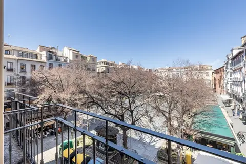 Apartamentos Líbere Granada Catedral in Granada — foto 29