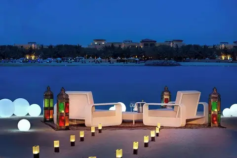 The Ritz-Carlton Abu Dhabi Grand Canal in الروضة — foto 25