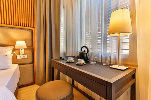 Villa Dvor Kornic in Budva — foto 10