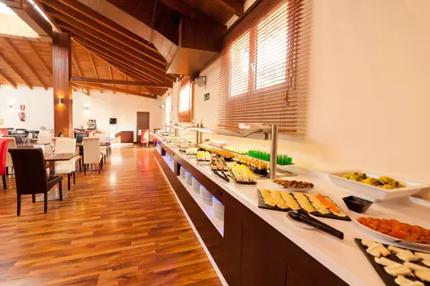 Aparthotel Las Dunas in Chiclana De La Frontera — foto 28