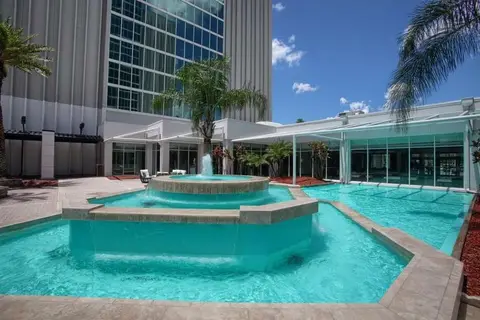 DoubleTree by Hilton at the Entrance to Unive in Orlando — foto 21