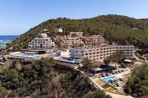 Invisa Cala Verde in Es Figueral — foto 3