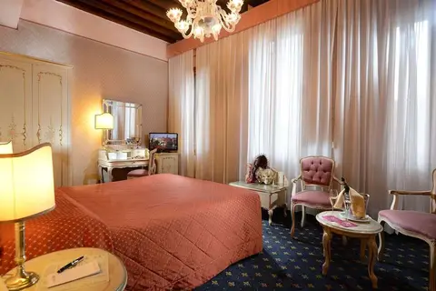 Hotel Rialto in Venetië, foto 13