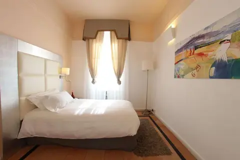 Palazzo Caracciolo Napoli in Napels, foto 25