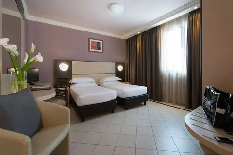 Hotel La Spezia in La Spezia — foto 2