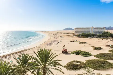 Hotel Riu Oliva Beach Resort in Corralejo — foto 21