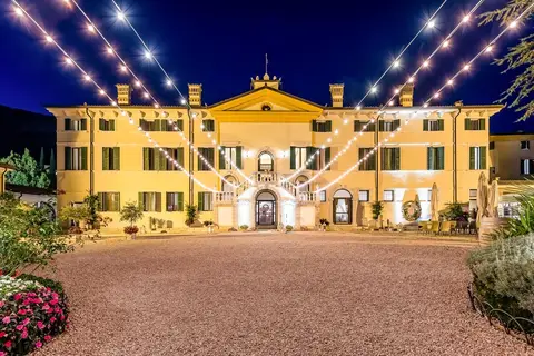Hotel Villa Cariola in Caprino Veronese