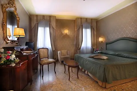 Hotel Colombina in Venetië — foto 2
