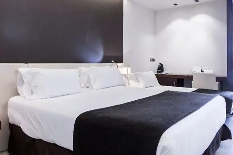 Hotel Diagonal Plaza in Zaragoza — foto 15