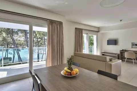Crvena Luka Resort in Biograd na Moru — foto 29