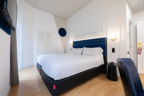 Hotel Inca in Zaragoza — foto 12