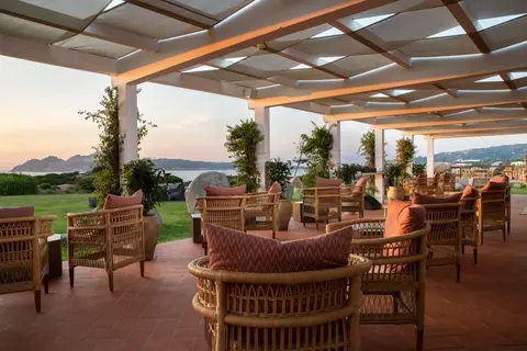 Mangia's Santa Teresa Sardinia, Curio Collection by Hilton in Santa Teresa Gallura — foto 21