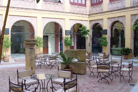 Alcazar De La Reina in Carmona — foto 22