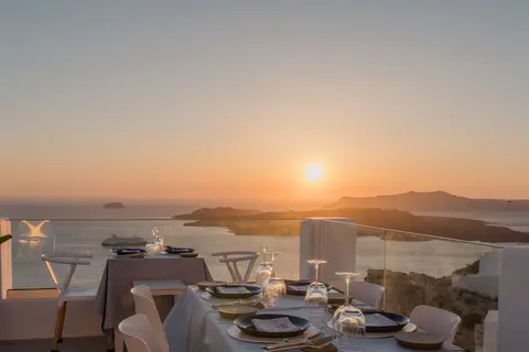 Apeiron Blue Santorini in Φηρά Θήρας — foto 5