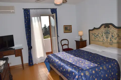 Hotel Arathena Rocks in Giardini-Naxos — foto 2