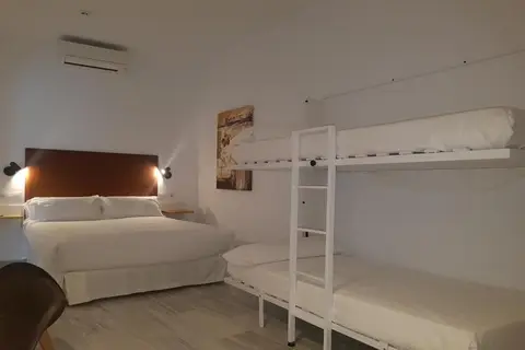Basic Hotel Sevilla Catedral in Sevilla, foto 7