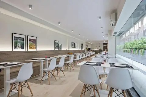 Aparthotel Barcelona Montjuic in Barcelona — foto 8