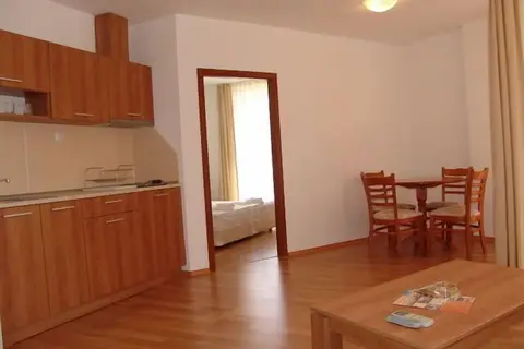 Aparthotel Efir in Несебър — foto 23
